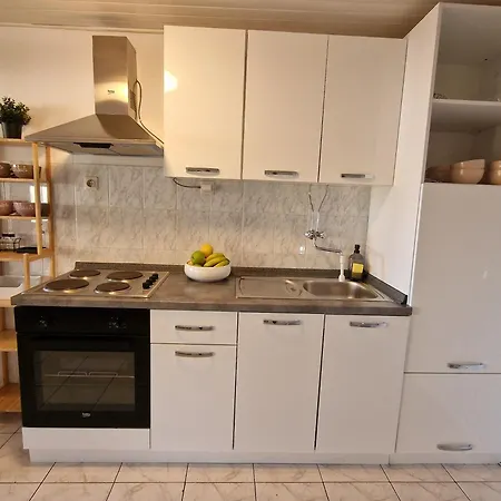 Family Retreat With Sea View Zorya *