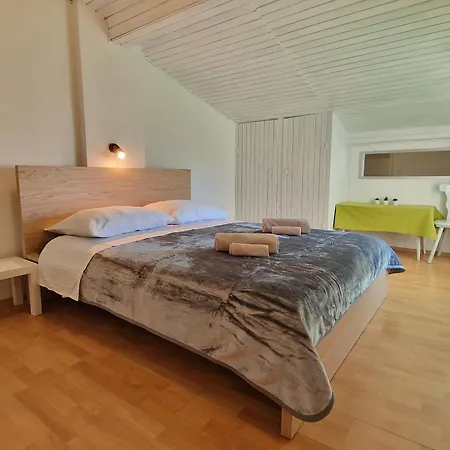 Family Retreat With Sea View Zorya Daire