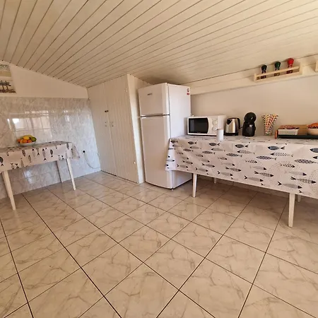 Family Retreat With Sea View Zorya *