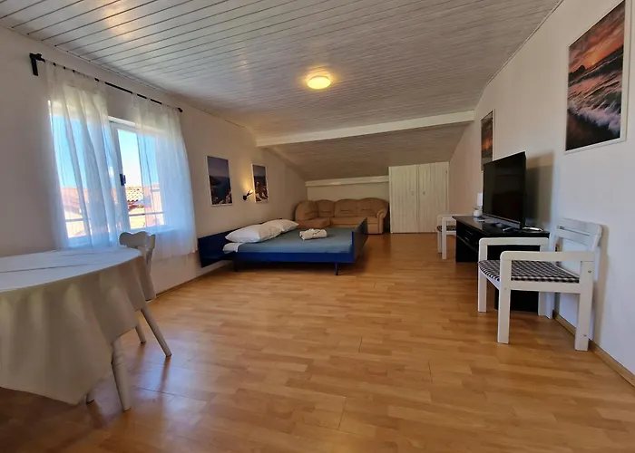 Family Retreat With Sea View Zorya Lejlighed Mali Lošinj
