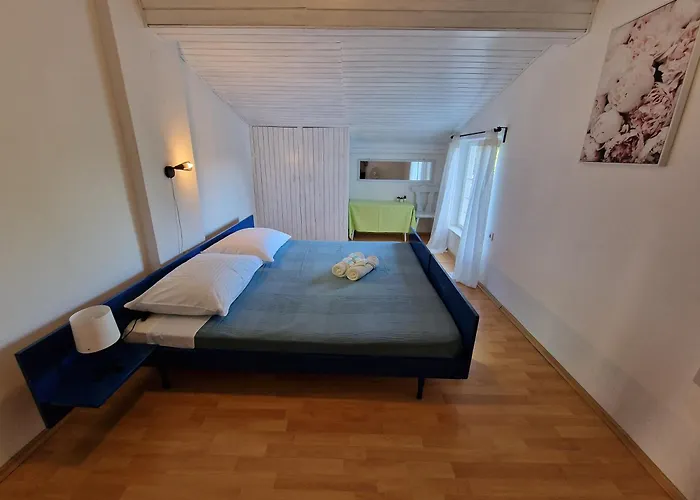 Family Retreat With Sea View Zorya *