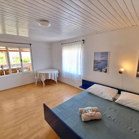 Family Retreat With Sea View Zorya Appartement *
