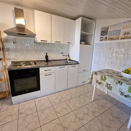 Family Retreat With Sea View Zorya Appartement *